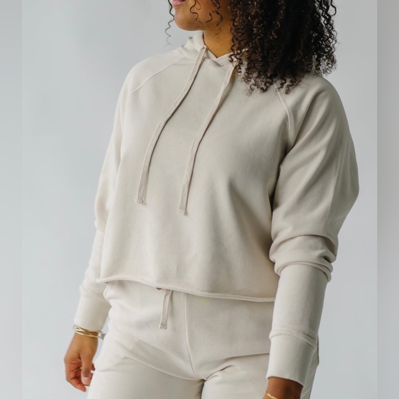Piper & Scoot Hansel Cropped Hoodie in Bone - Picture 5 of 7